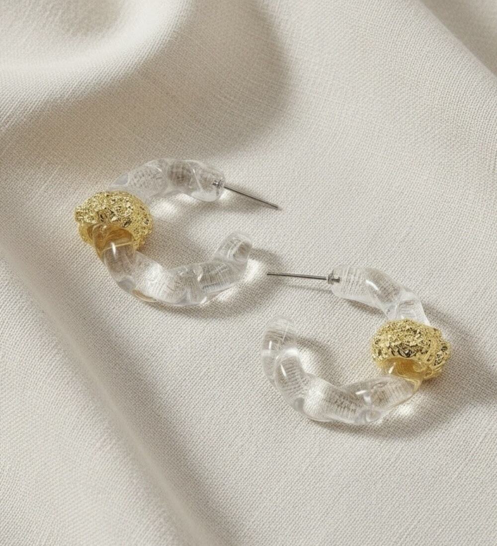 Lucite Clear Hoop Earrings Gold Molten Nugget Hammered Boho Chunky Frosted Y2K